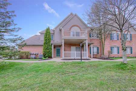 272 Marigold Circle #23 Westland, MI 48185