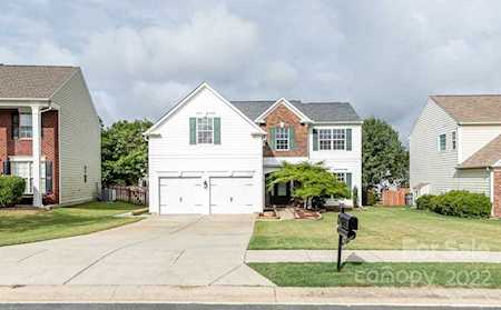 2512 Stirrup Ridge Ln Charlotte, NC 28270