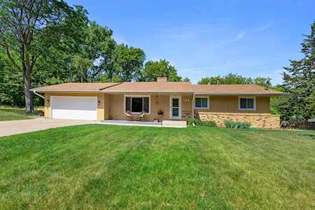 113 Wentworth Place Burnsville, MN 55337