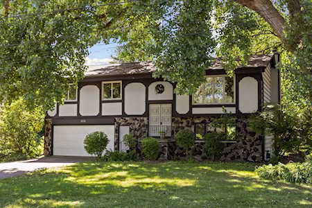 1031 Hampshire Avenue N Golden Valley, MN 55427