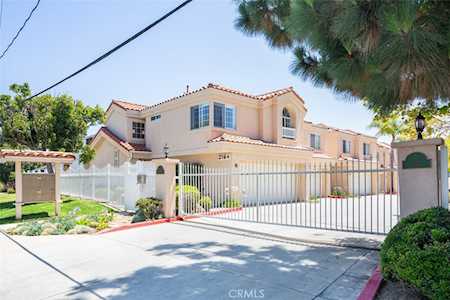 2164 Canyon Drive #A Costa Mesa, CA 92627