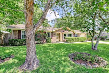 205 General Dennis Dr Summerville, SC 29486
