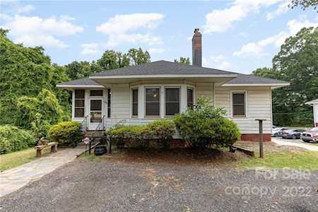 8209 Moores Chapel Rd Charlotte, NC 28214