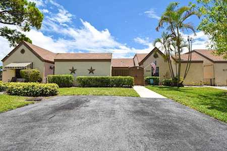 5166 Tarregon Lane Palm Beach Gardens, FL 33418