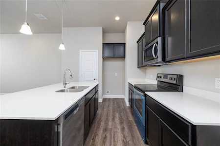1926 Chieftain Lane Arlington, TX 76010