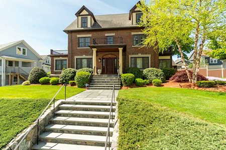 266 Mystic Valley Pkwy Arlington, MA 02474