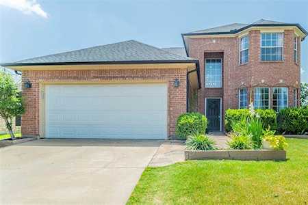 4636 Parkmount Drive Fort Worth, TX 76137