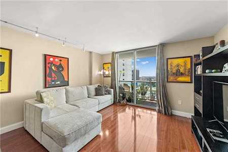 1800 N Bayshore Dr #2706 Miami, FL 33132
