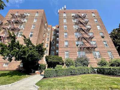 63-93 Woodhaven Boulevard #4E3 Rego Park, NY 11374
