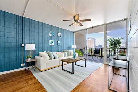 1524 Pensacola Street #302 Honolulu, HI 96822