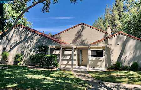 1330 Corte De Los Vecinos Walnut Creek, CA 94598