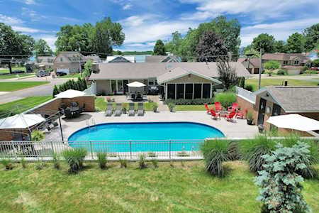 490 Lakeshore Drive Hebron, OH 43025