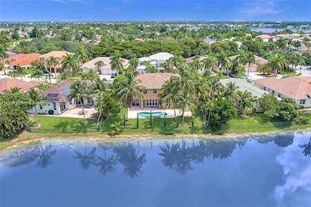 18562 SW 42nd St Miramar, FL 33029