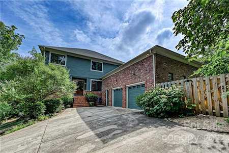 1414 Mt Isle Harbor Dr Charlotte, NC 28214