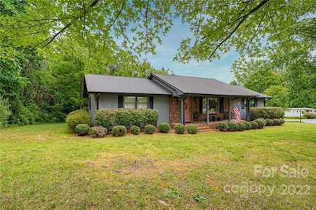 6668 Nc 150 Hwy Sherrills Ford, NC 28673