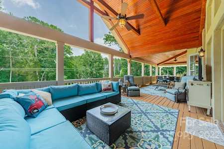 378 Chuckwood Rd Mooresville, NC 28117