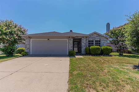 2935 Marco Drive Grand Prairie, TX 75052