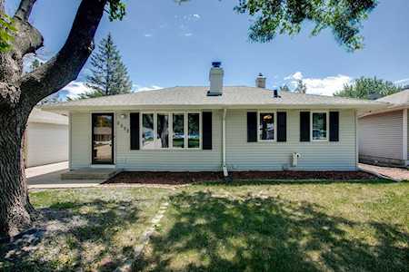 2352 Navajo Road North Saint Paul, MN 55109