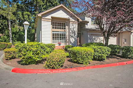 11525 114th Ct NE #1B Kirkland, WA 98033