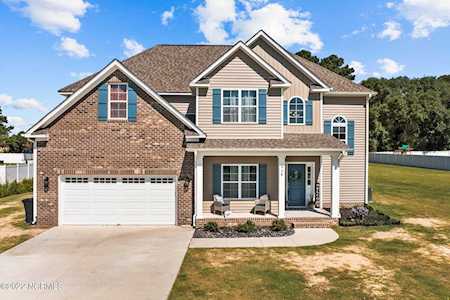 938 Whiskey Court Grimesland, NC 27837