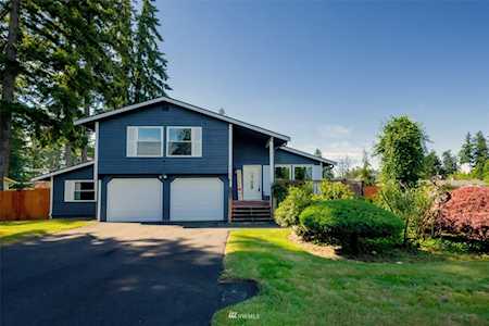 23105 SE 287th St Maple Valley, WA 98038
