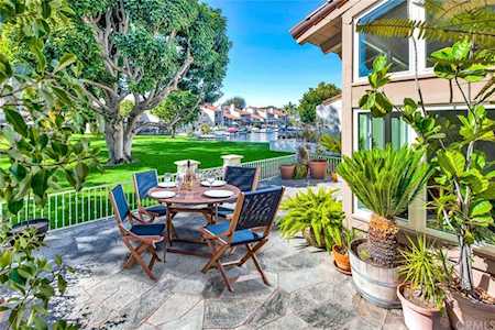 22051 Arrowhead Ln Lake Forest, CA 92630