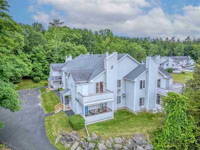 13 Tiger Maple Ln Saugerties, NY 12477