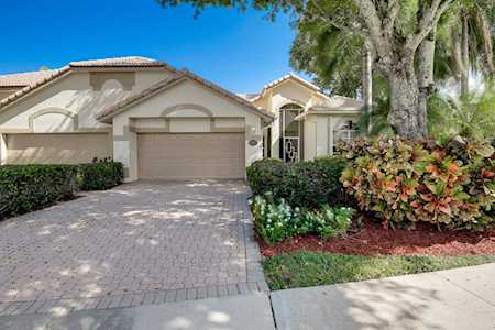 7136 Ashford Lane Boynton Beach, FL 33472