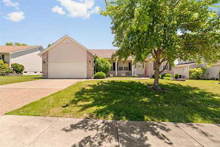 310 Woodson Trail Dr Wentzville, MO 63385