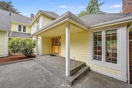 2423 176th Ct NE Redmond, WA 98052