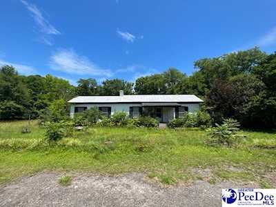 184 W Depot Street Society Hill, SC 29593