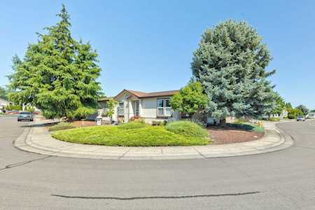 555 Freeman Rd #UNIT 242 Central Point, OR 97502