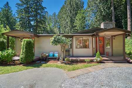 15847 196th Place NE Woodinville, WA 98077