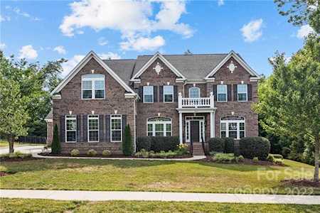 3842 Hounslow Ln Harrisburg, NC 28075