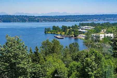 8005 Sand Point Way NE #A52 Seattle, WA 98115