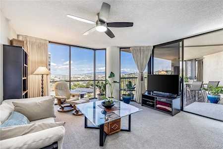 2101 Nuuanu Avenue #I 704 Honolulu, HI 96817