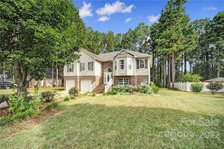 312 Durham Rd Stanley, NC 28164