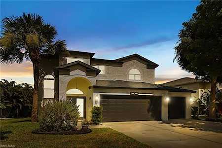 11524 Austin Keane Ct Estero, FL 33928