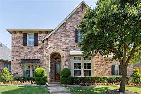 2016 Lambor Lane Lewisville, TX 75056