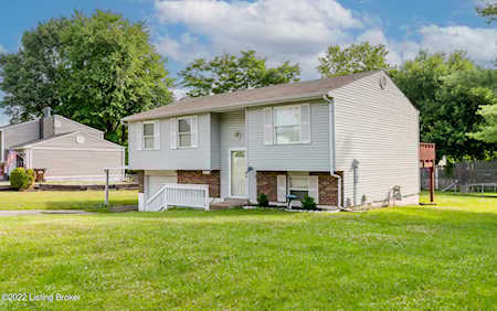 3817 Northumberland Dr Louisville, KY 40245