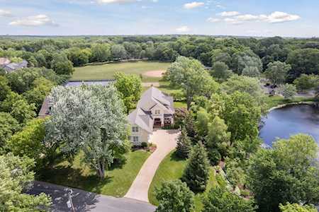5125 Suburban Drive Shorewood, MN 55331