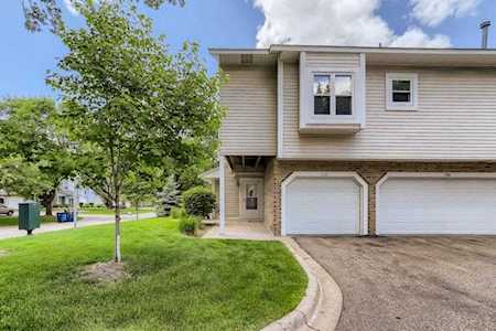 5310 Highpointe Terrace Bloomington, MN 55437