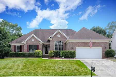 12330 Oakbriar Ln Charlotte, NC 28273