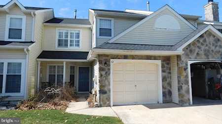 42 Kerry Lynn Ct Williamstown, NJ 08094