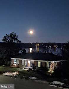 7401 Park Terrace Dr Alexandria, VA 22307