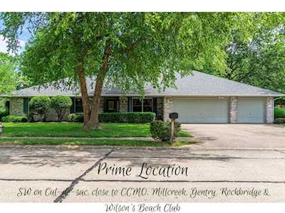 1113 Willowcreek LN Columbia, MO 65203