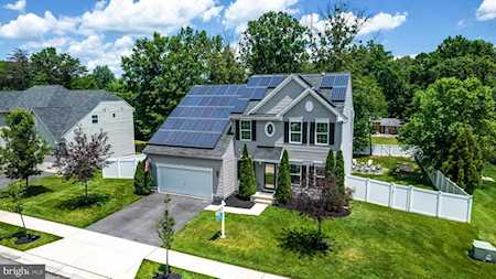 826 Drake Ln Severn, MD 21144