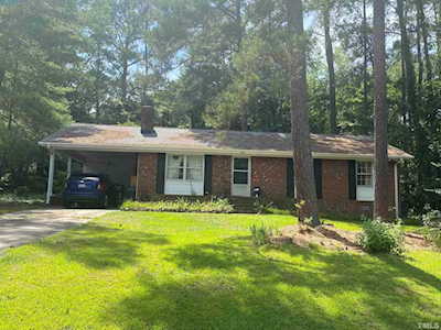 304 Lynwood Lane Fuquay Varina, NC 27526