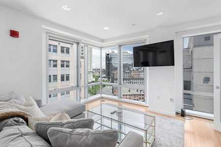 80 Broad St #1007 Boston, MA 02110