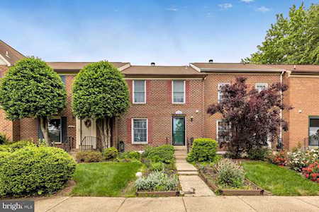 10618 Railroad Ct Fairfax, VA 22030